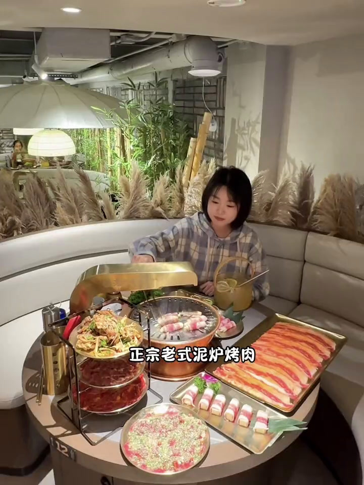 二道也有氛围超好的烤肉店了!沈阳老式泥炉烤肉真香!