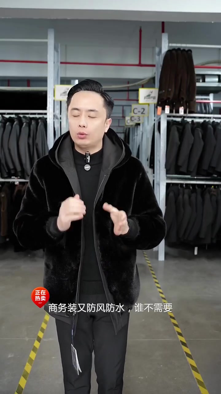 冬季保暖又不失型格,海宁男士派克服外套,中长款设计让你安心过冬