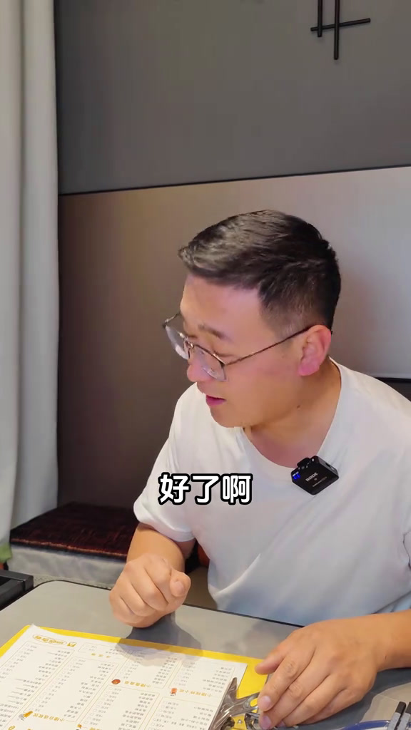 9米半的串串菜柜,阿勒泰小撸同学火锅串串来华丽汇了 串串菜品真的多,各种牛肉串串,盘菜,小