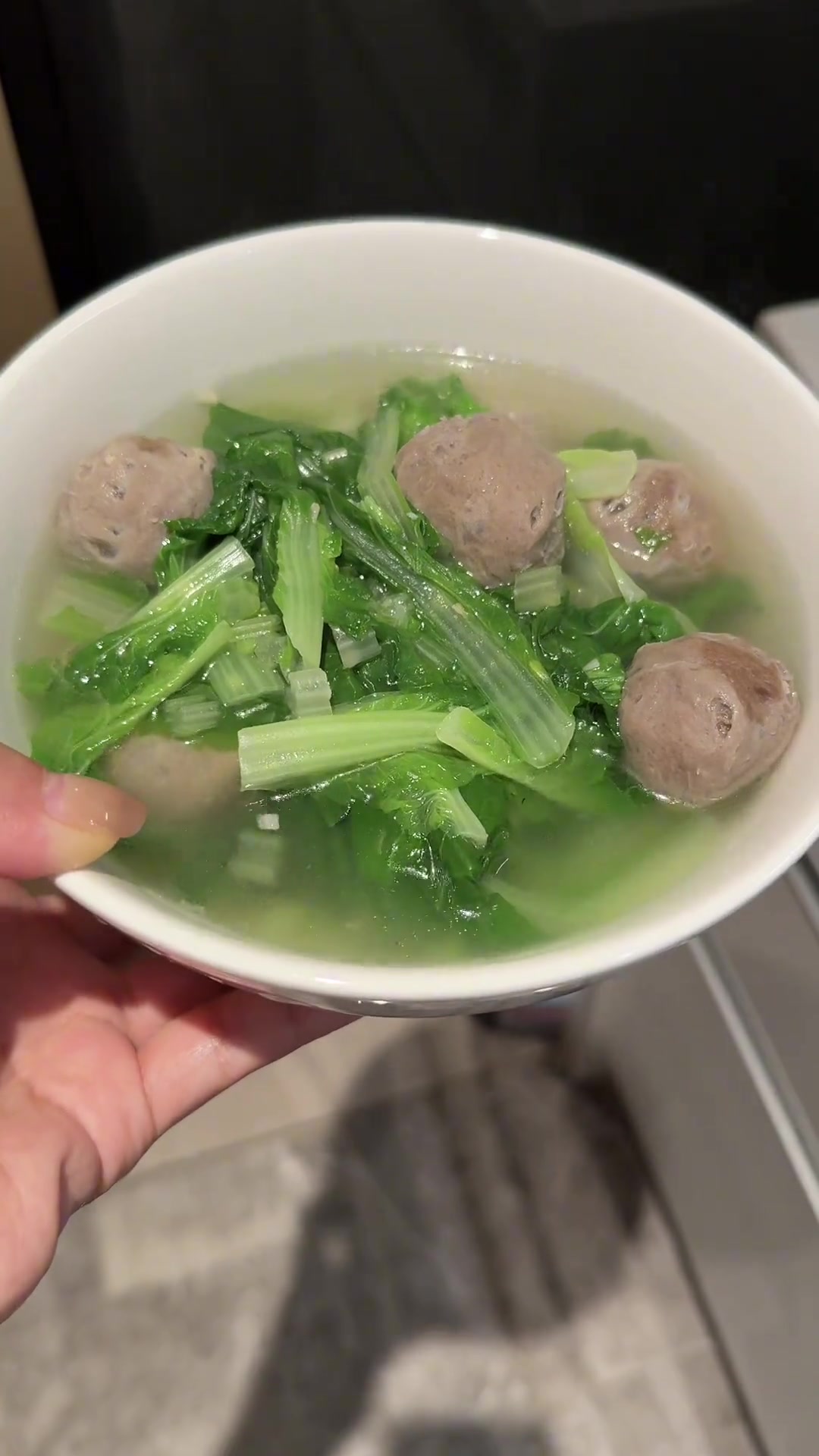 家常菜 菜之可乐鸡翅,牛肉丸汤,腊肠焖饭,简简单单又是一餐