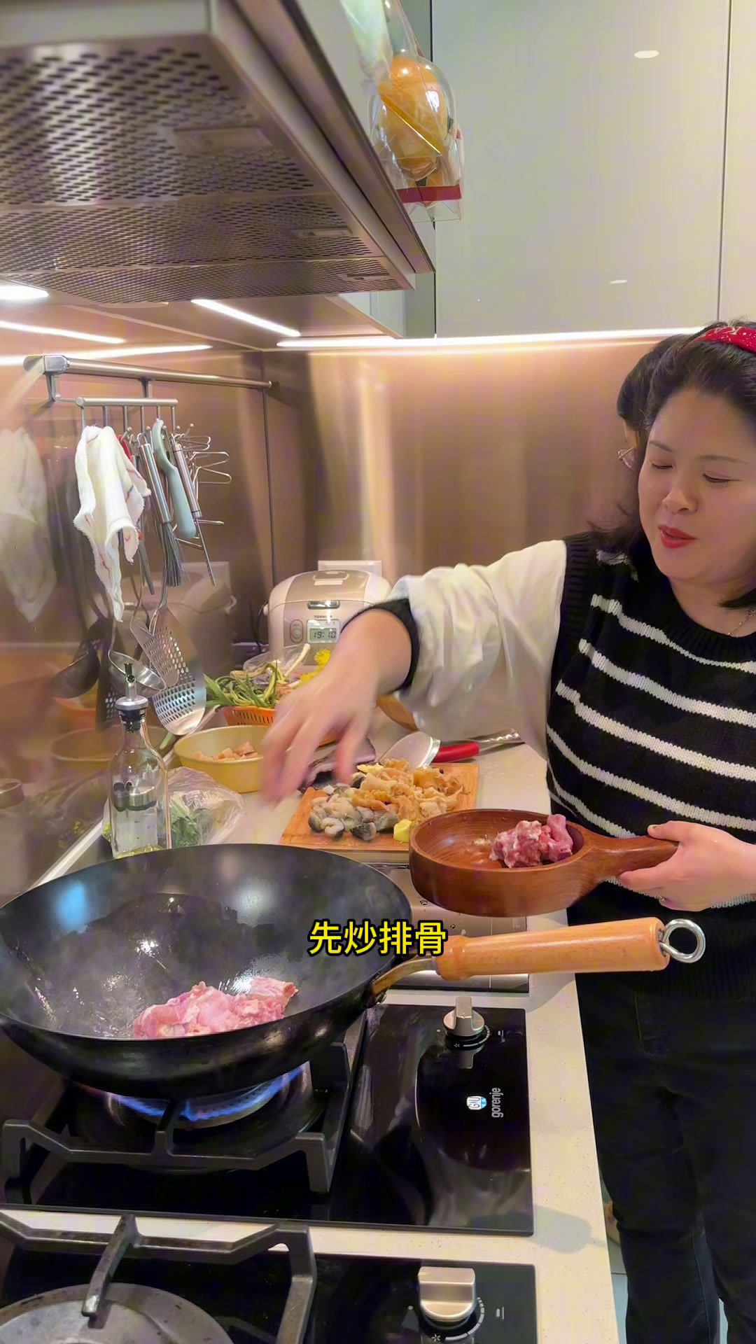 原本邀请大伯来家里吃饭,他有事没来,提前准备食材只能自己吃了