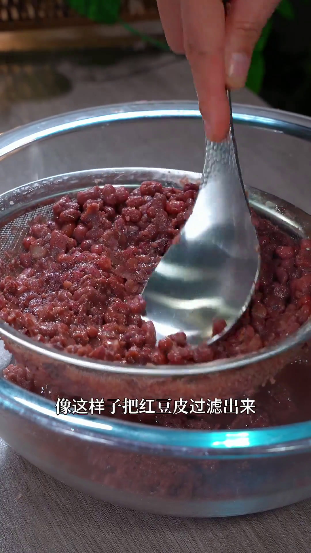 豆沙元宵的做法 兄弟姐妹们,马上就要过元宵节了