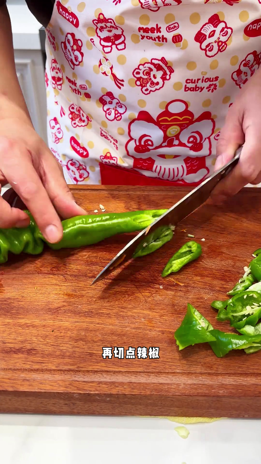 油咸菜配上大碴粥,你就说香不香吧