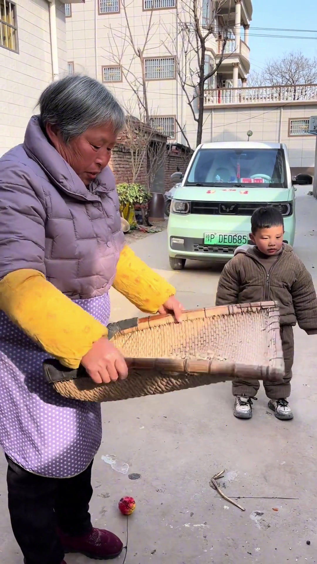 和妈妈第一次包汤圆,过程真的是一波三折