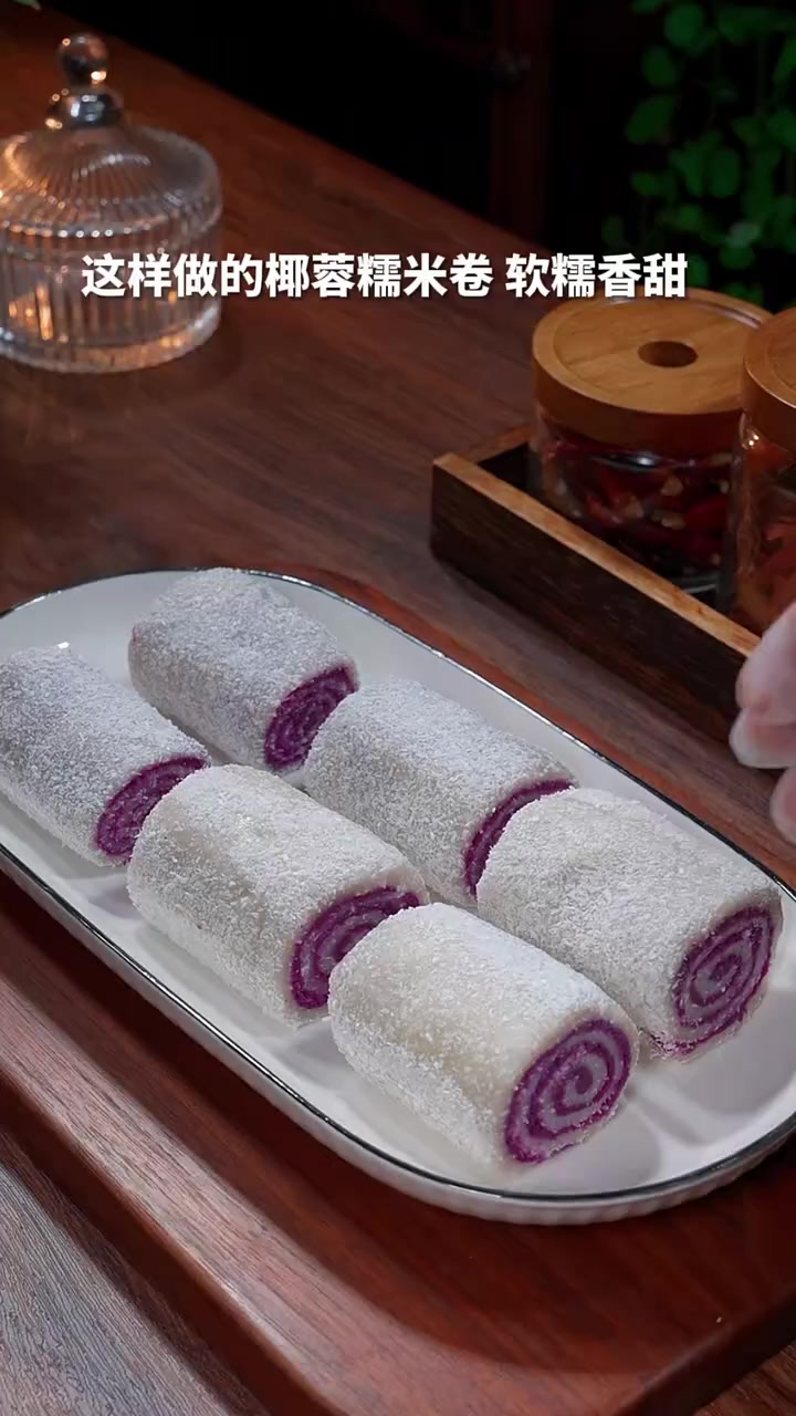 万万没想到,两个个紫薯放入糯米粉里,竟然做出了大酒店卖118一份的美食,巨巨巨好吃,每次过