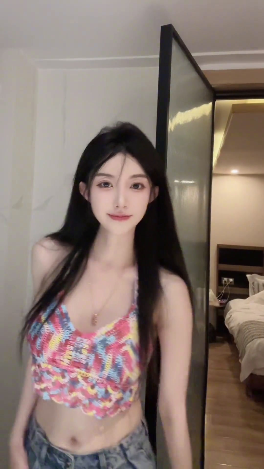 鲨鱼辣椒 内向文静的女大学生