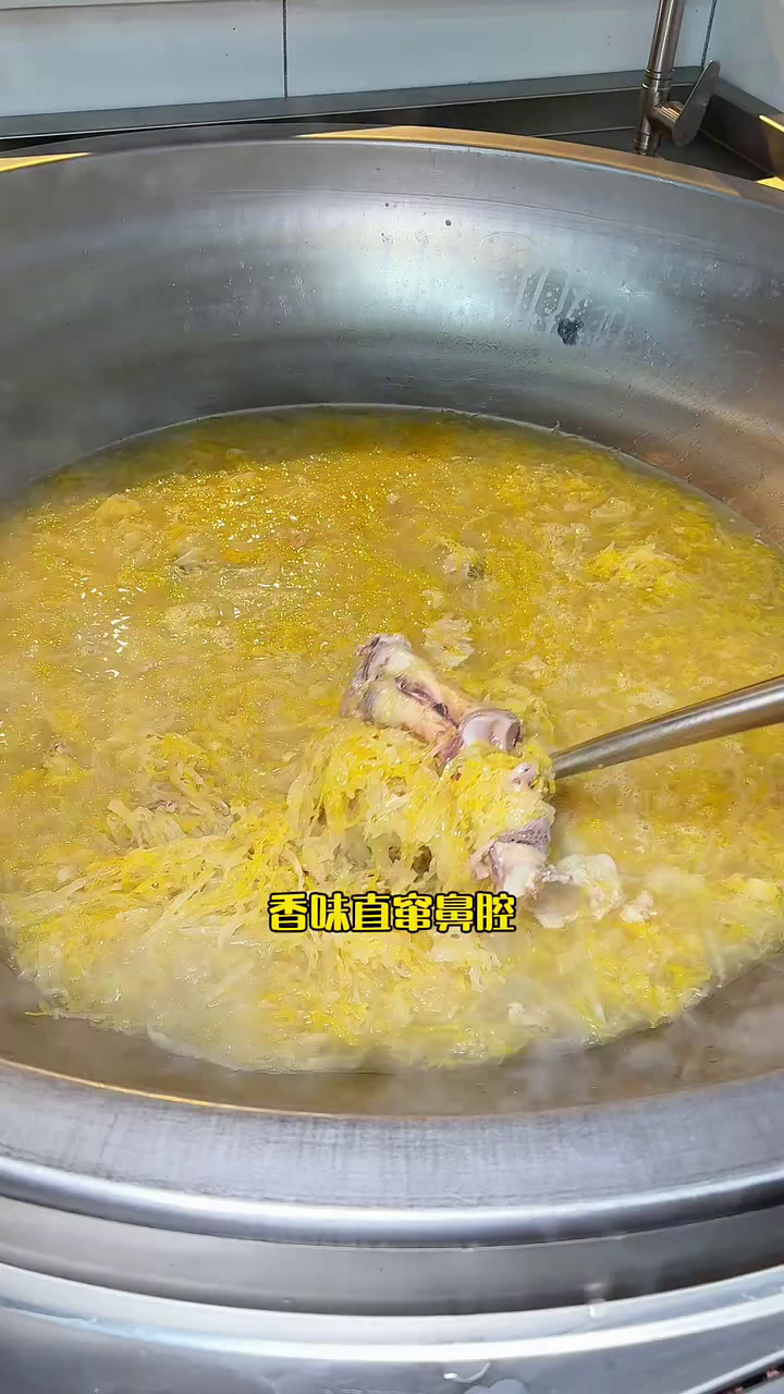 超实惠的一家东北农家菜,价格给力,两个人不到20造一顿