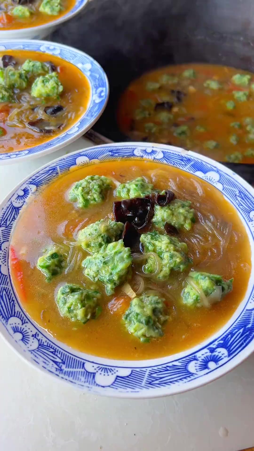 农家美食韭菜疙瘩汤,汤鲜味美超好吃!