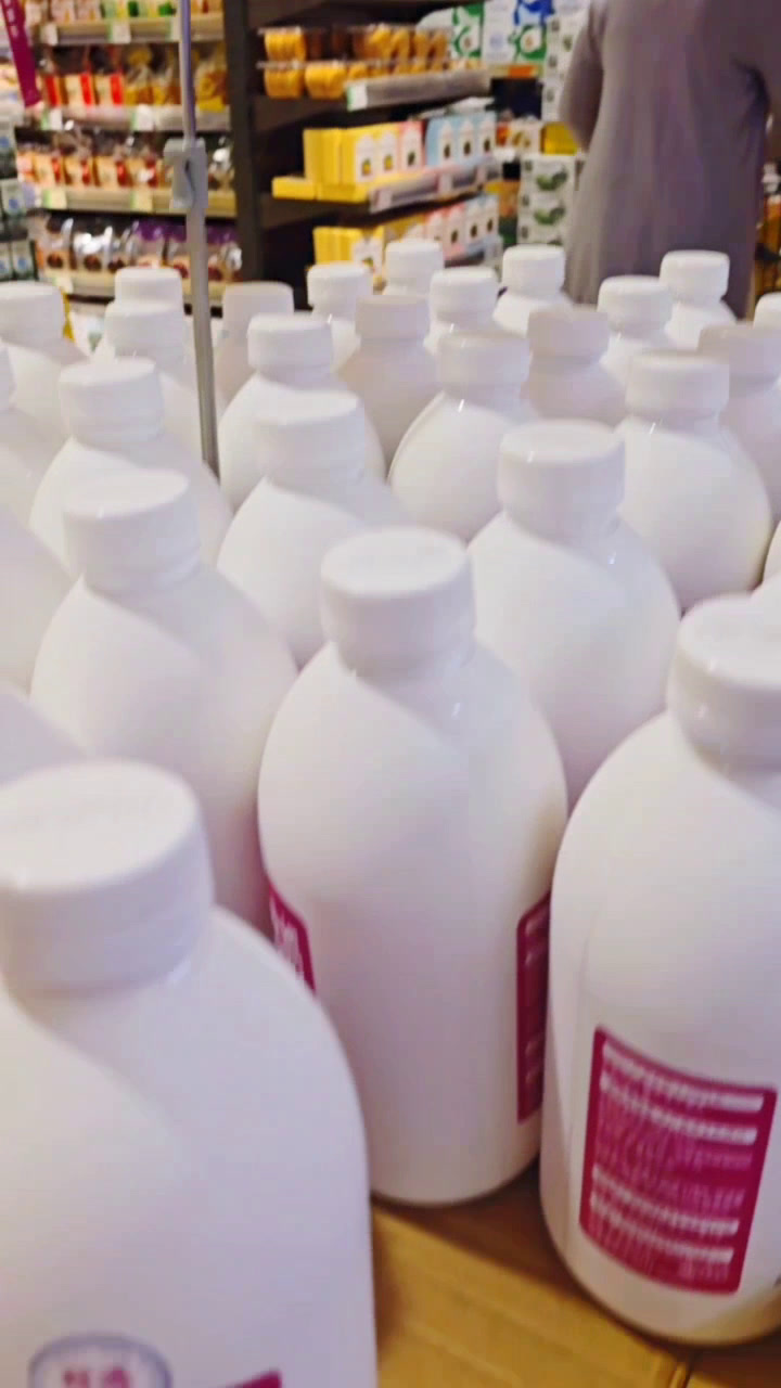 十元均一,大盒蛋糕汉堡葡挞甜甜圈,烤鸡腿鸭腿,腊味萝卜糕,买