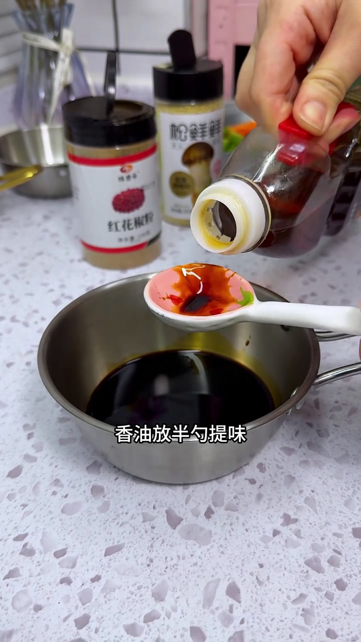东北好吃还下饭的肉段烧茄子,拌着米饭,老好吃啦