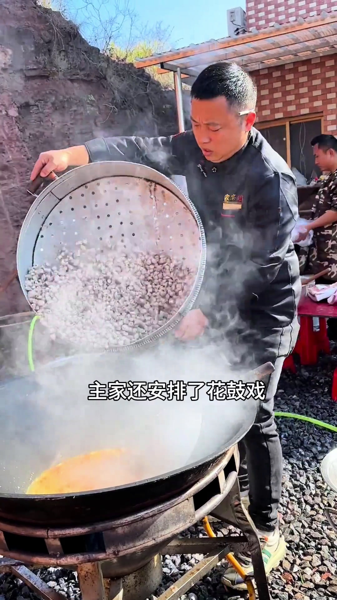 湖南六十岁寿宴 暖寿宴五十多桌,看看吃什么菜