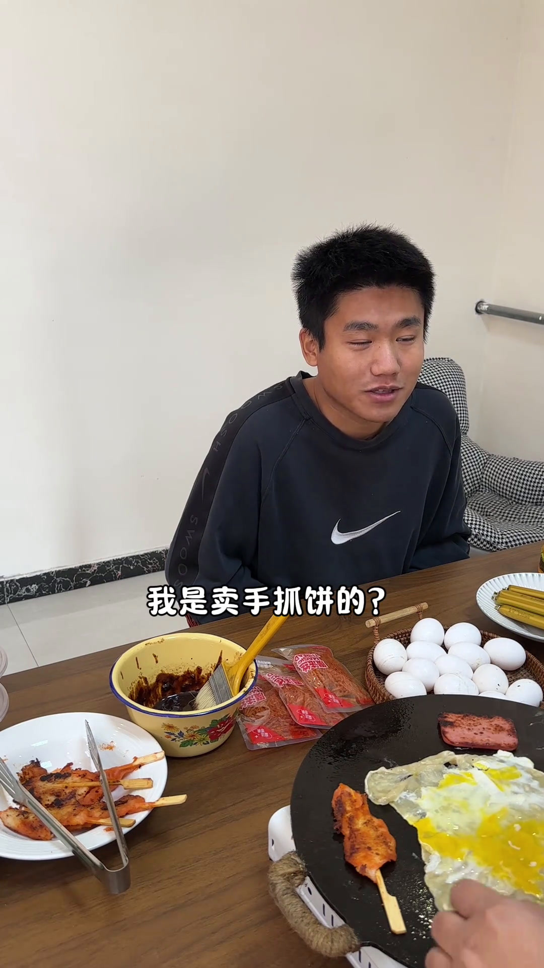 摆摊卖手抓饼,今天怒赚3888