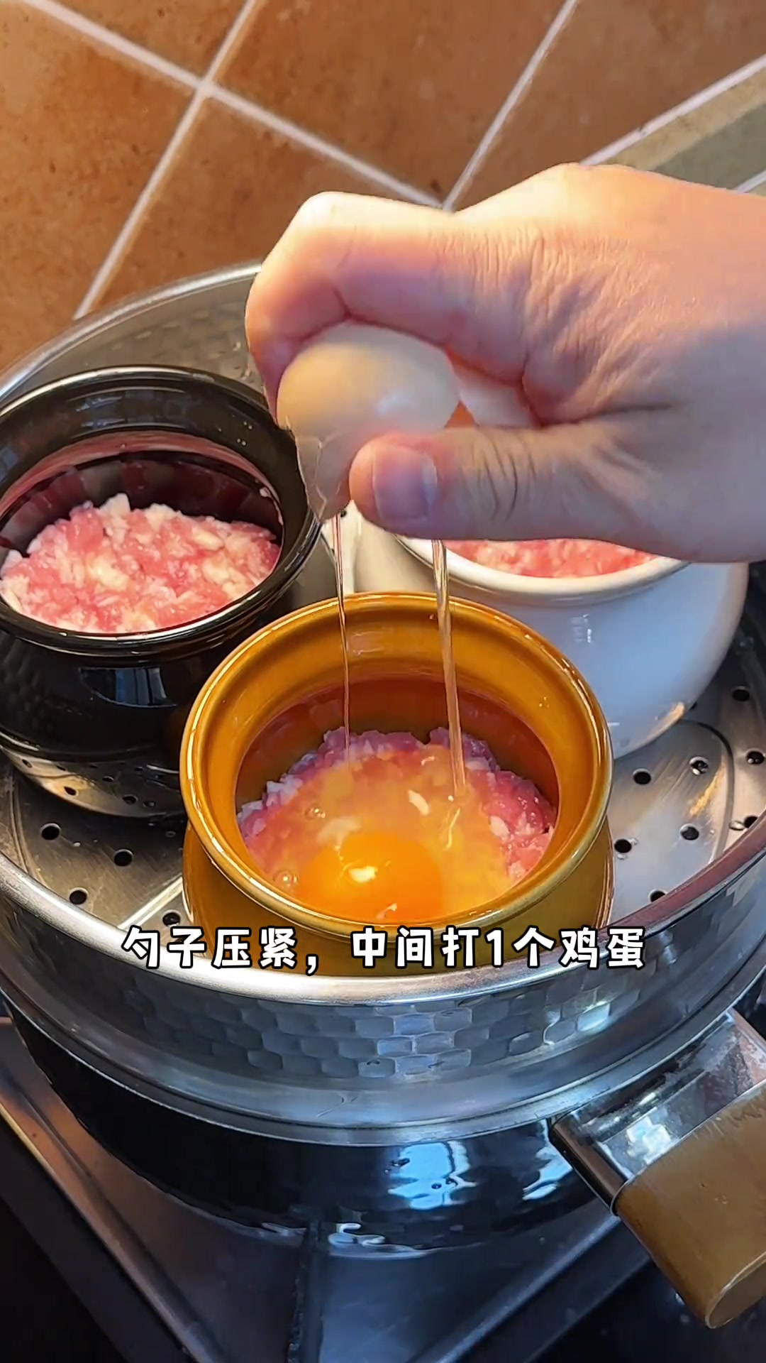 山药肉饼汤,韭菜饼,营养早餐开启美好的一天