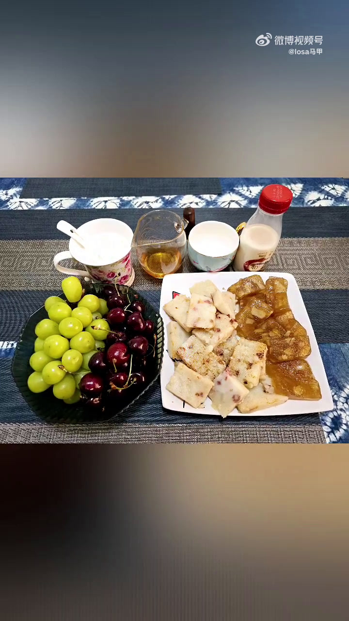 我的早餐我做主。中西式,广式粥粉面点,茶与咖啡牛奶粥品动图