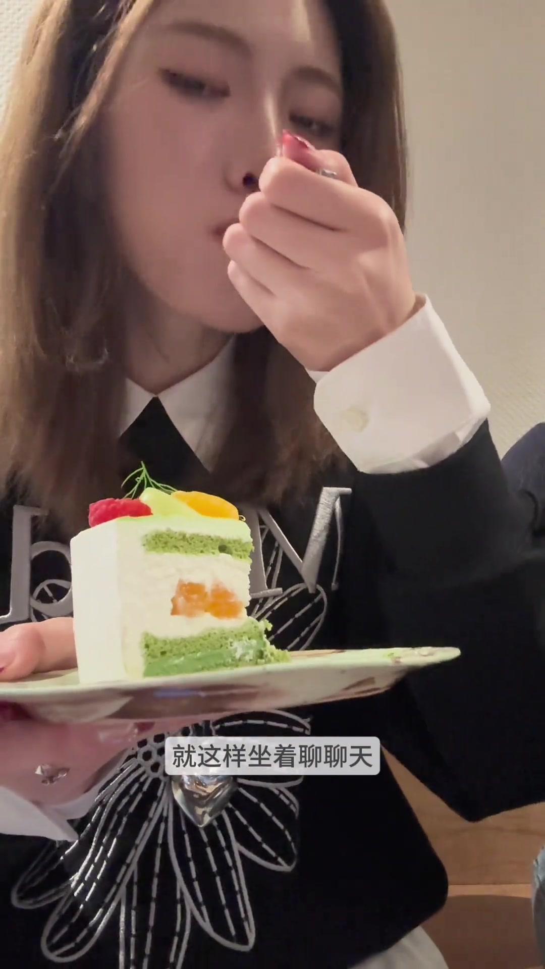 杭州周末小记:吃着蛋糕赏一场很感性的雨!