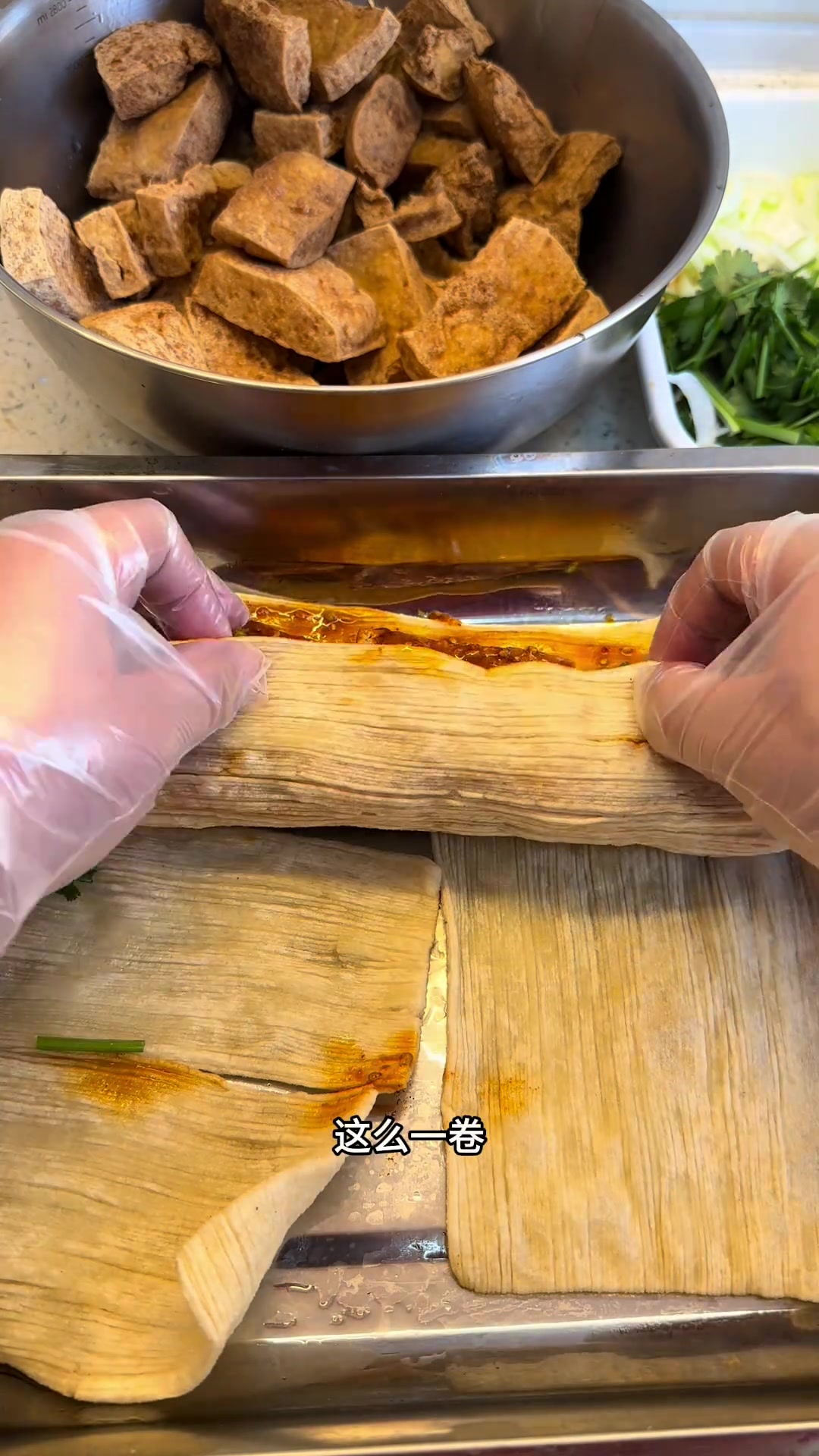 湖南长沙臭豆腐 大连特色冷面夹 这小吃现在研究的是明明白白