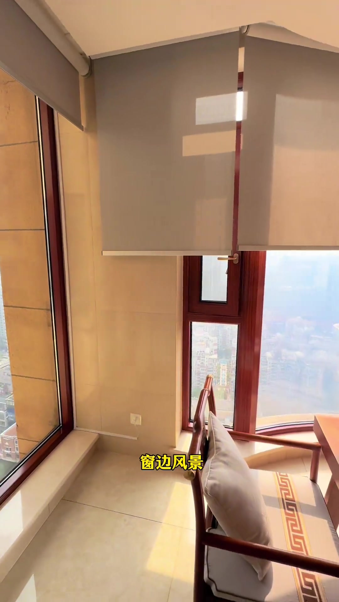 今天来到武昌区做一场家宴,一桌十八道菜,一个人完成