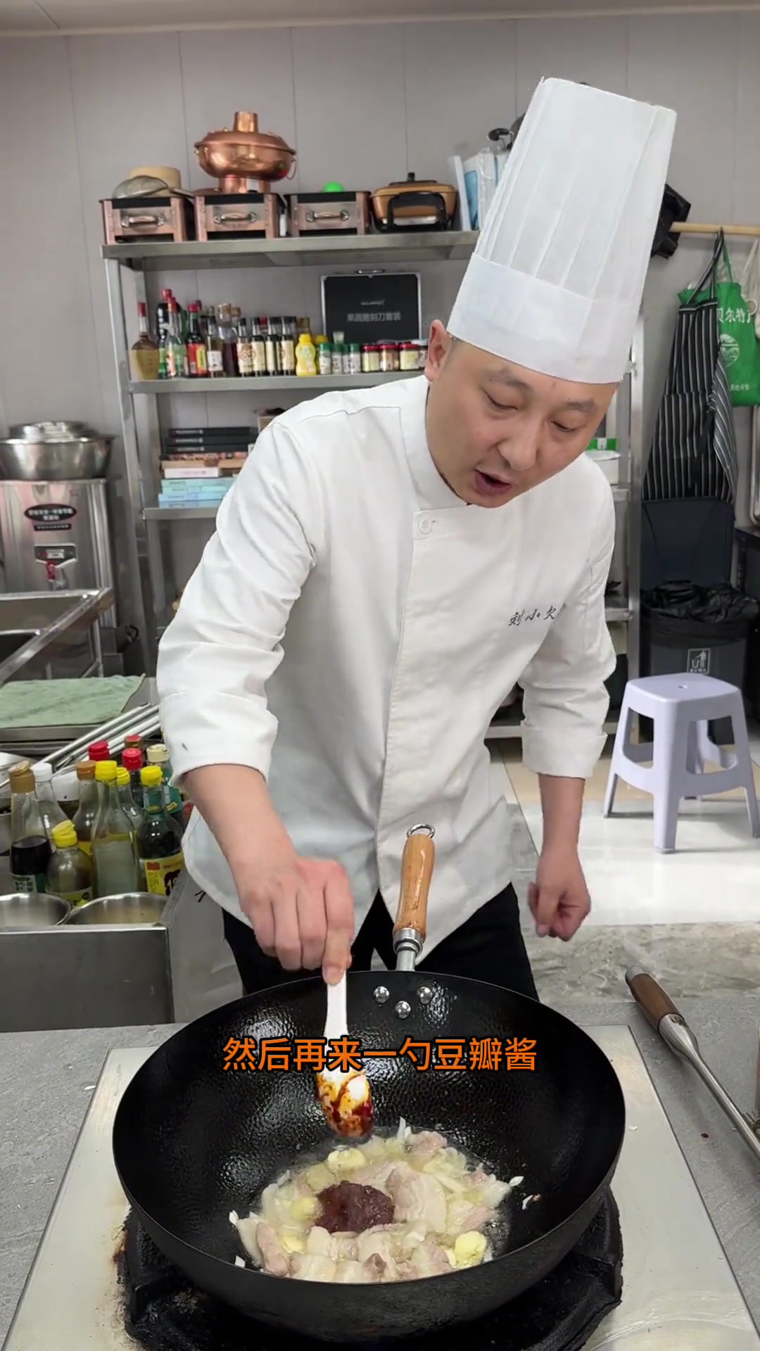 干锅有机菜花在家要想做的好吃 做法很关键 更关键的是要选对食