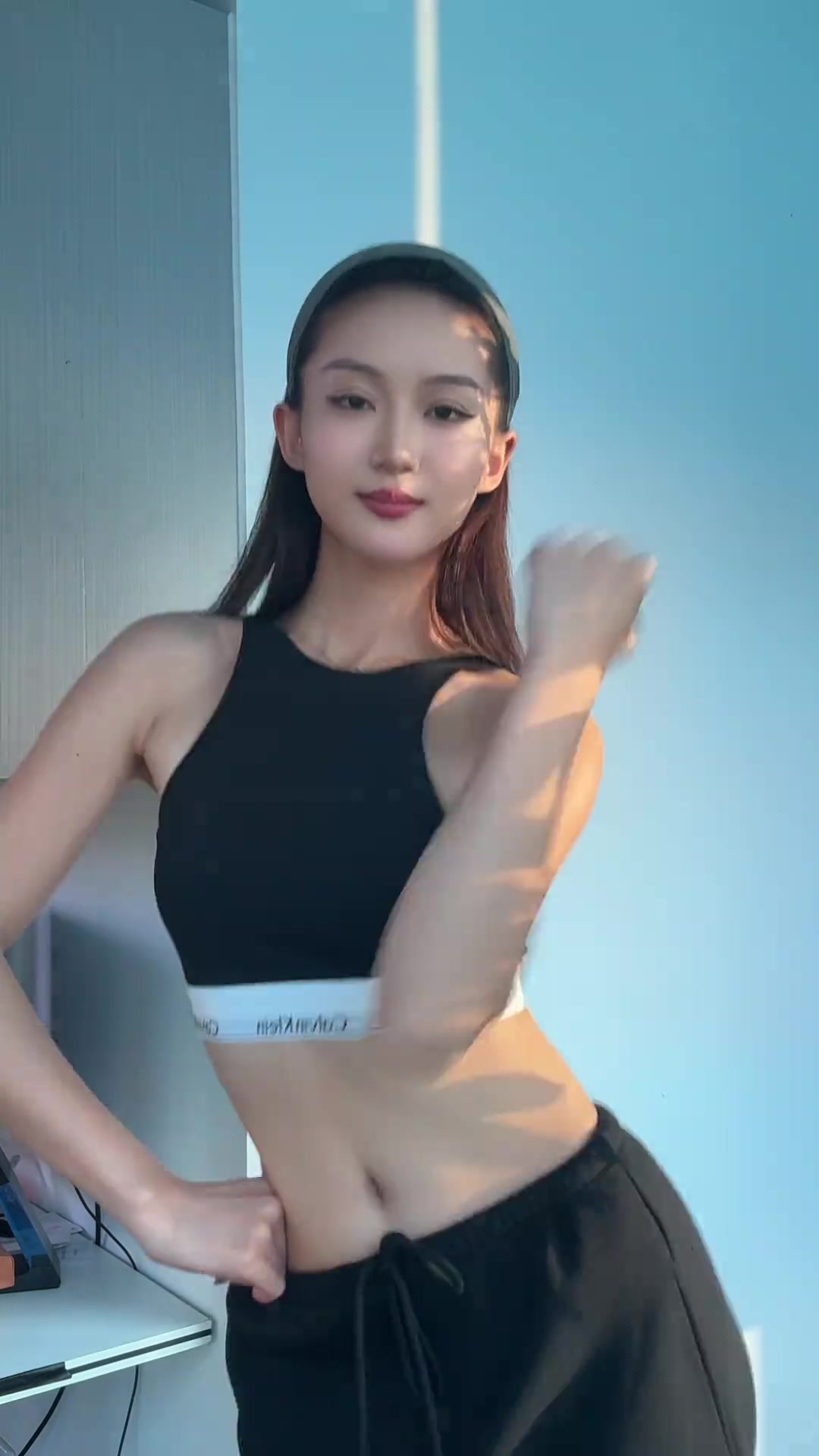 看肌肉女进化中
