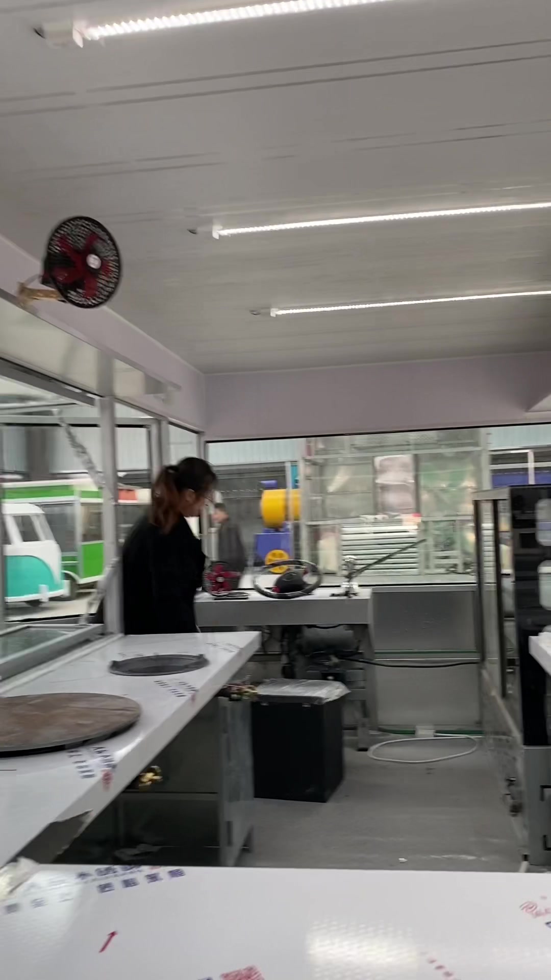 电动四轮炸串车早餐车