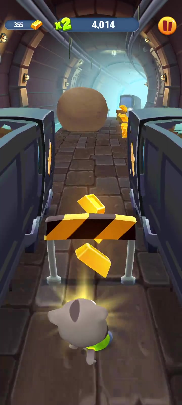 Talking Tom Gold Run 汤姆猫跑酷 城镇:初始场景 再临强盗浣熊老巢 汤
