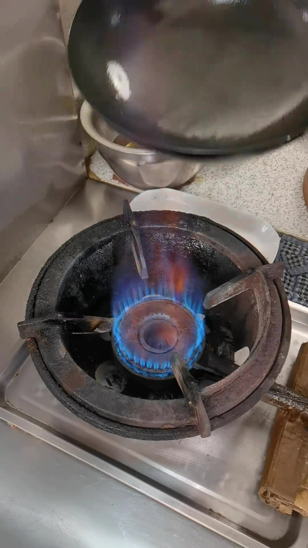 桂鱼像这样烧,鱼片滑嫩汤鲜味美,即营养又健康!