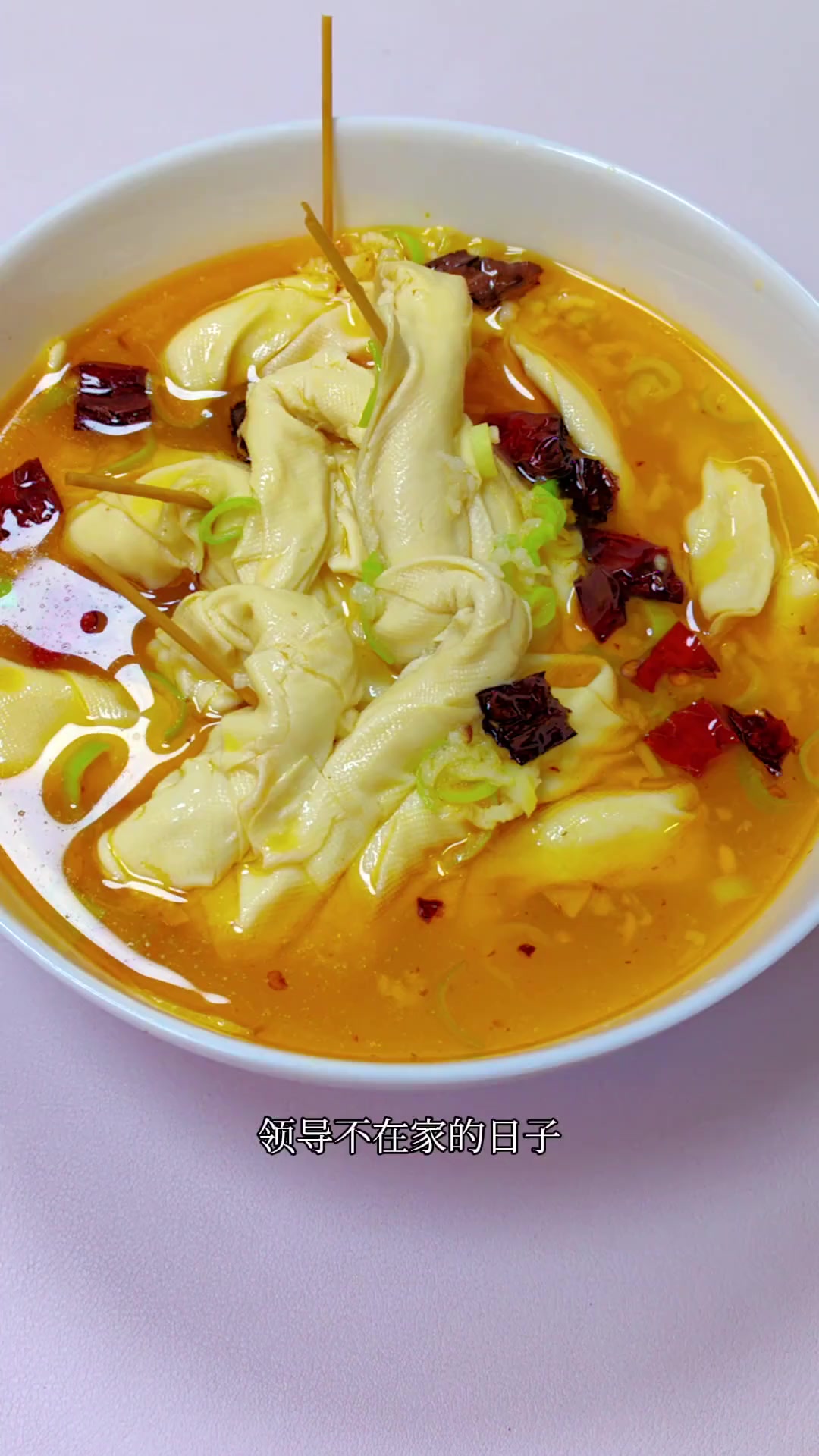 吉林长春鸡汤豆腐串,老母鸡炖出地道美味