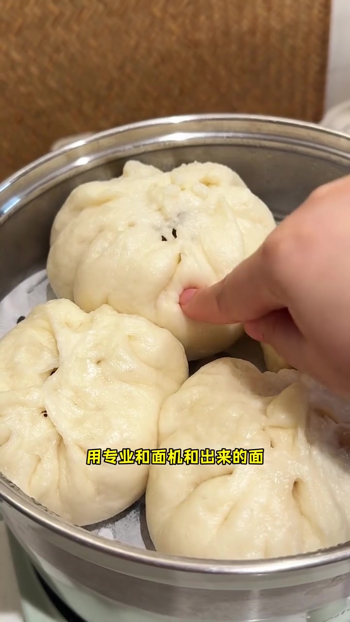 把羊肚包脑包成了大包子，别说还挺好吃