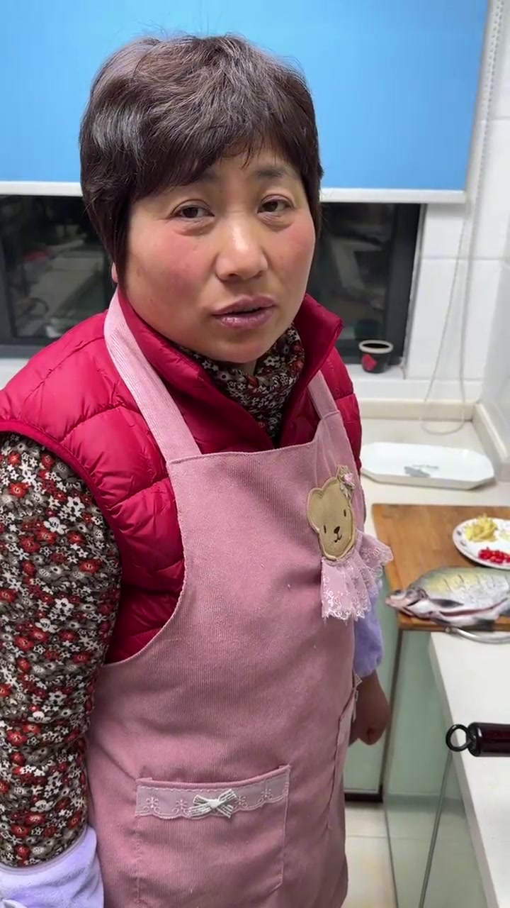 今天给大家分享年夜菜“红烧鳊鱼”美味又下饭