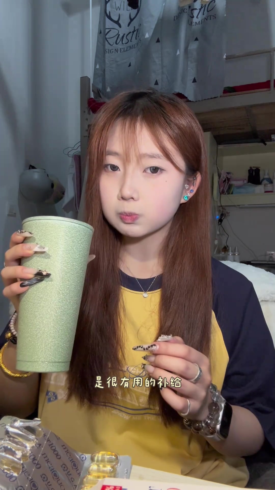 一天吃什么～鸡腿沙拉藤椒鸡胸肉欧包宝宝们晚!