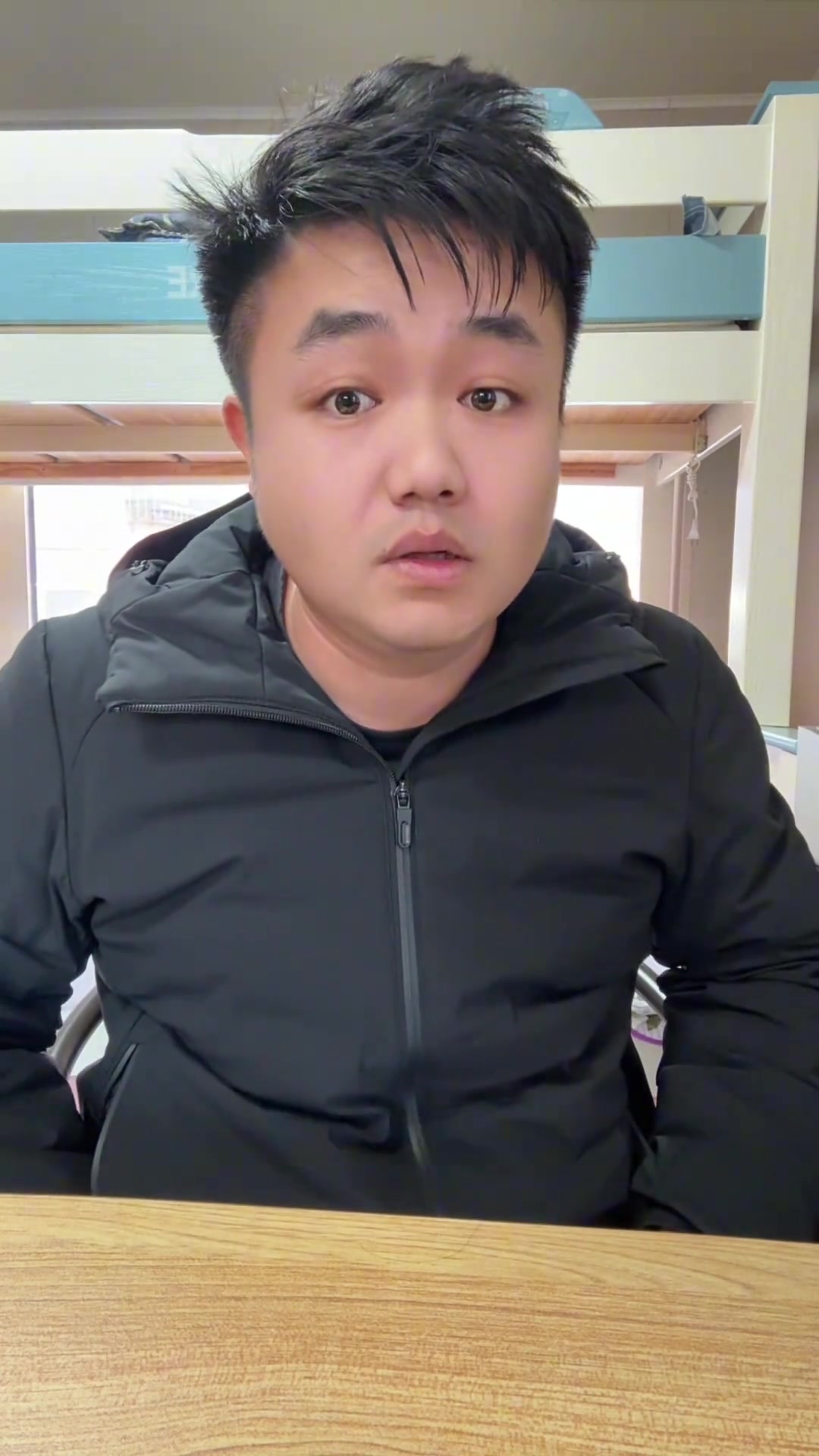9块钱的炒面皮和百八烤串儿,你会选择哪个?回答我!