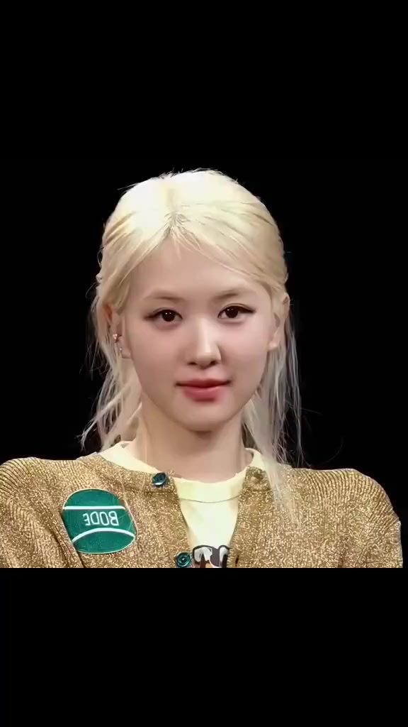 金发确实最适合朴彩英