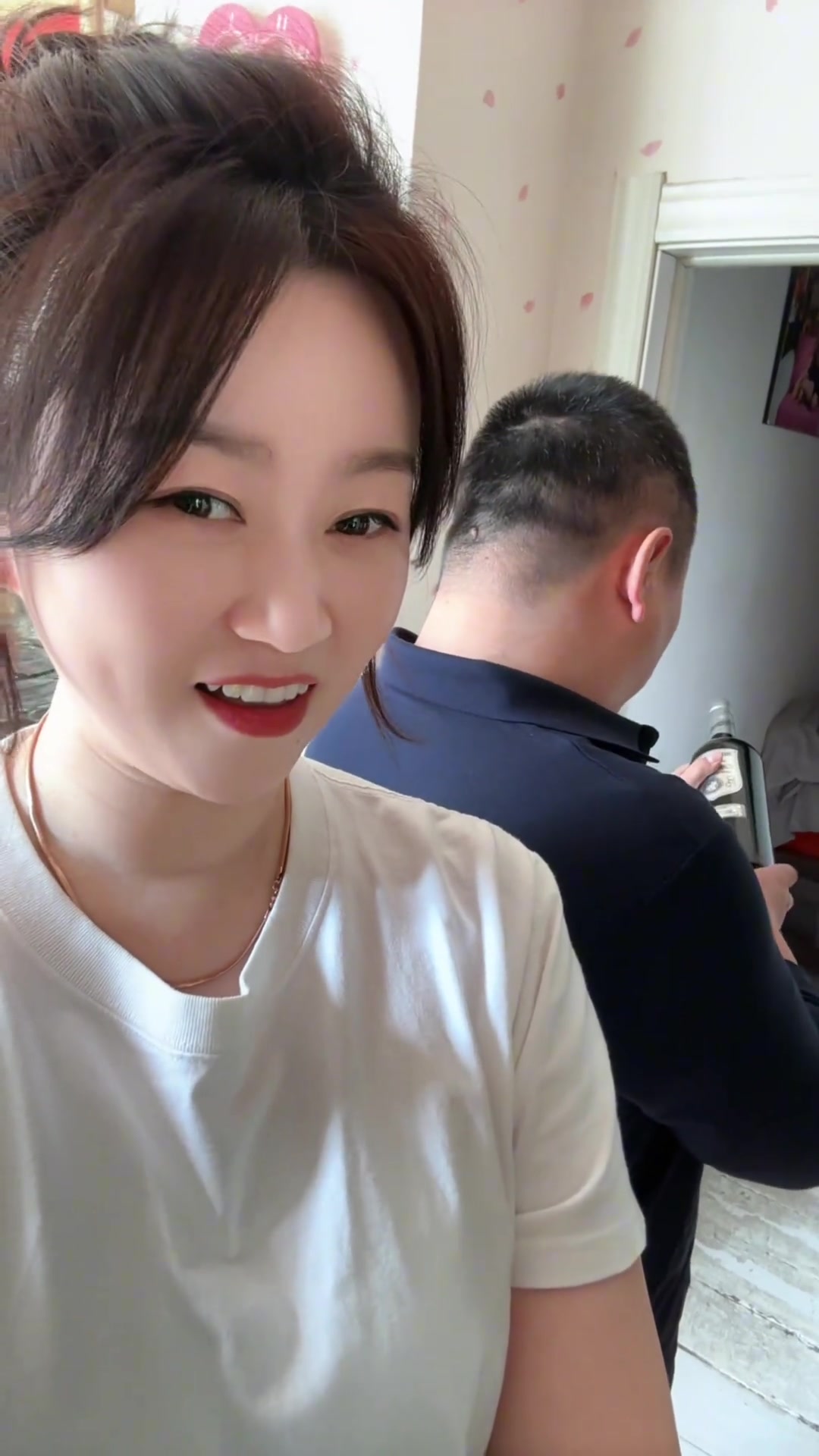 徐恩惠拜拜甜甜圈看看这老头说啥了