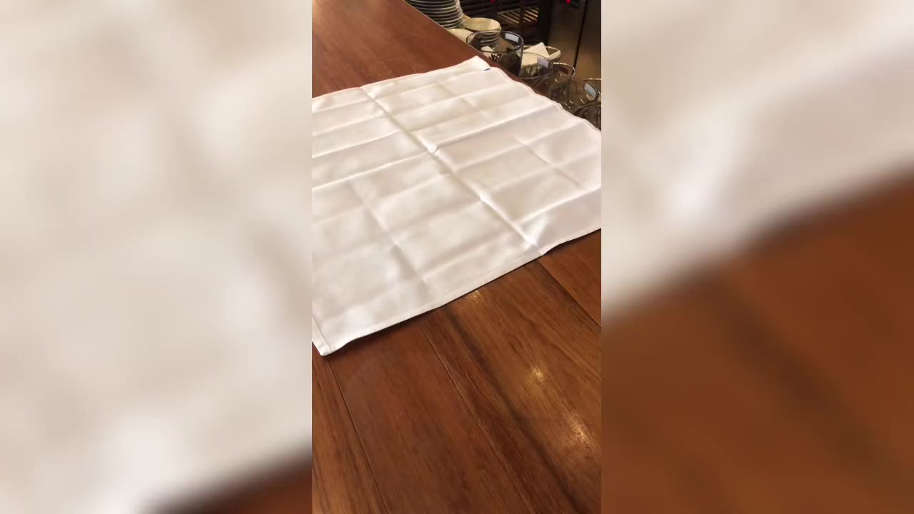 西餐口布叠法大揭秘,轻松打造面包篮造型