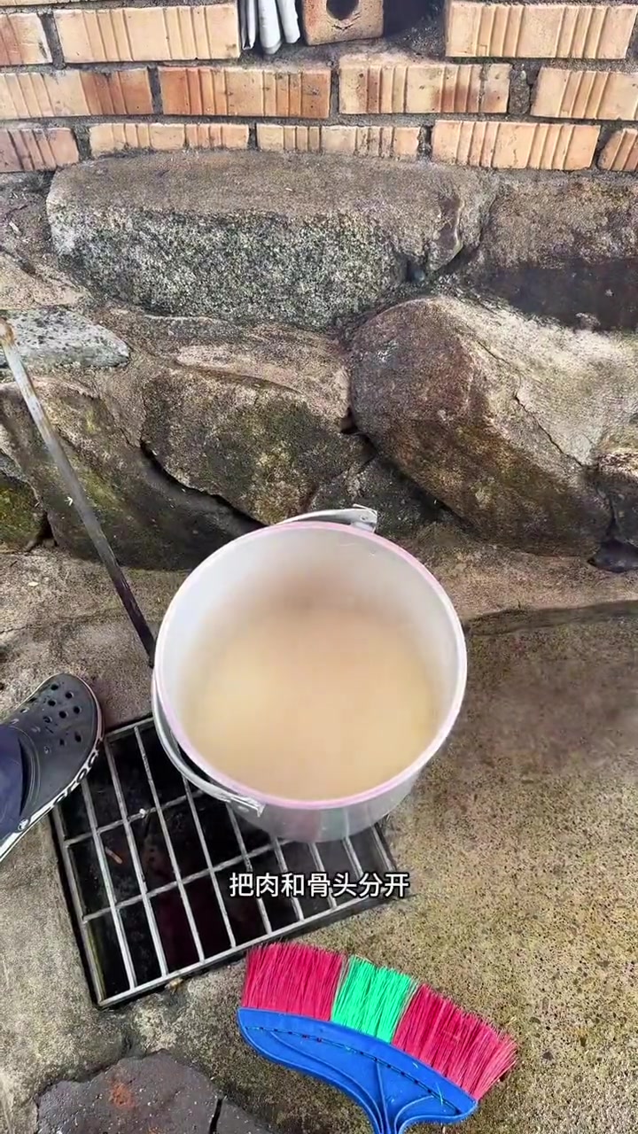 据说韩国的牛骨汤曾是皇家御用食物 来源于中国