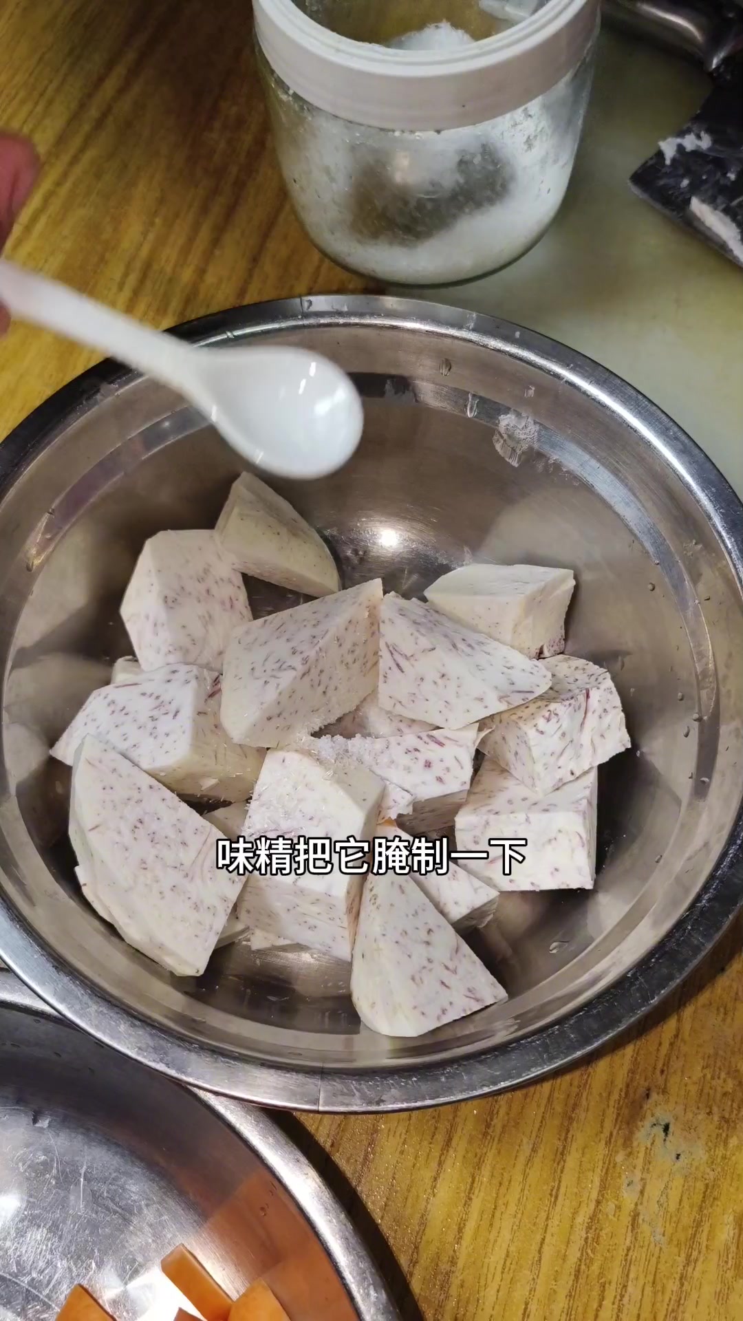 咸粥是我们百吃不厌的一道美食