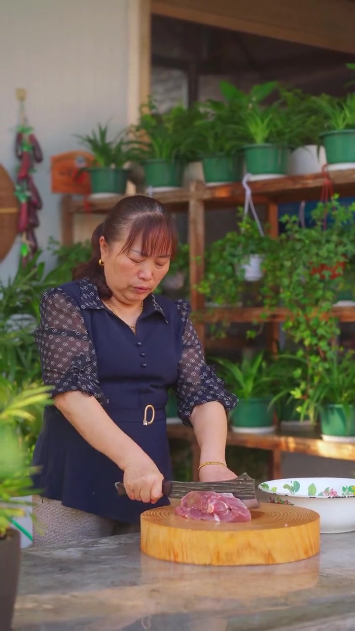 生活简单充实、幸福没有标准答案、三餐四季、温暖有趣……