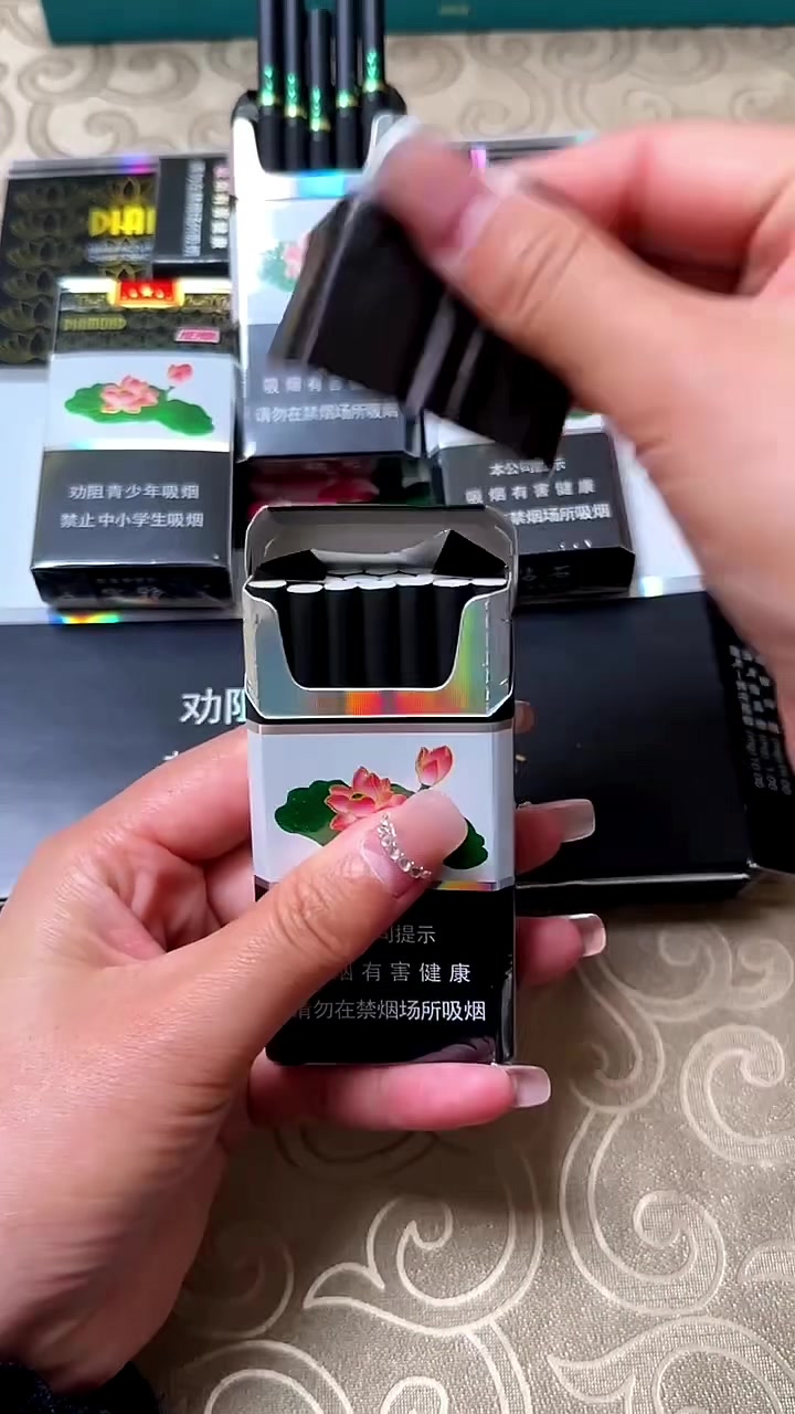 新品开箱品鉴#钻石荷花#不一样的花