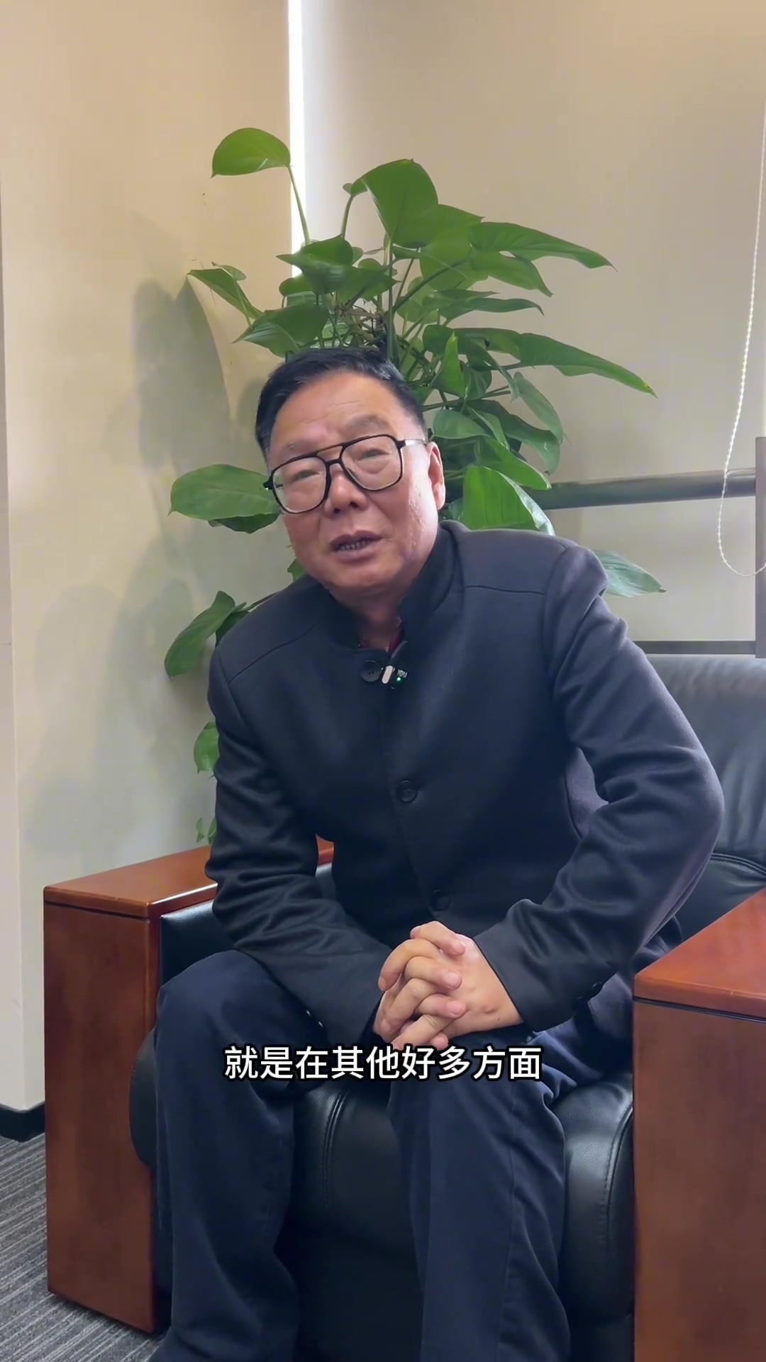 和大家讲讲一号土猪肉的故事,我是怎么和我的师兄陈生一起卖猪肉的!