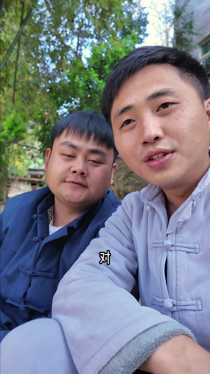 我们准备创业摆摊卖羊肉粉,大家有什么意见和建议吗?