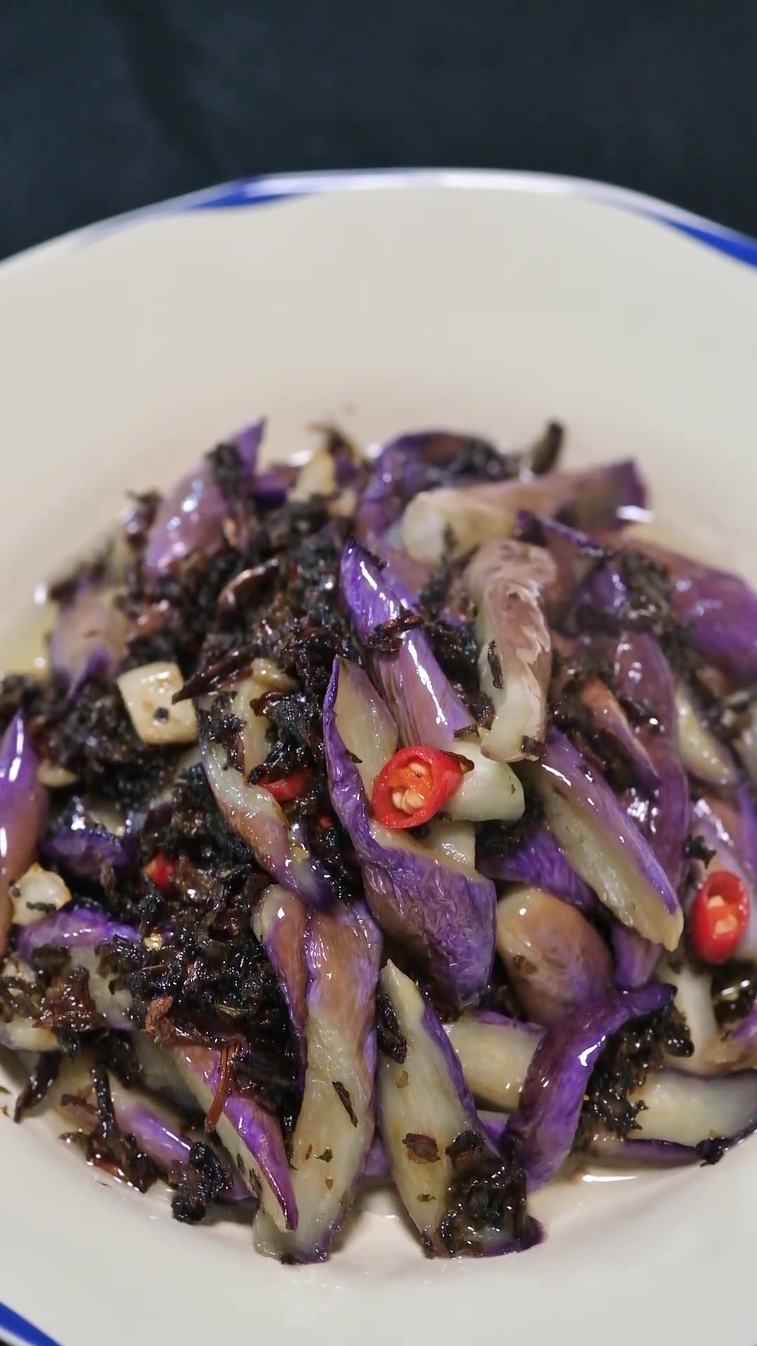梅干菜炒茄子,这么做的茄子 真的是好吃又入味