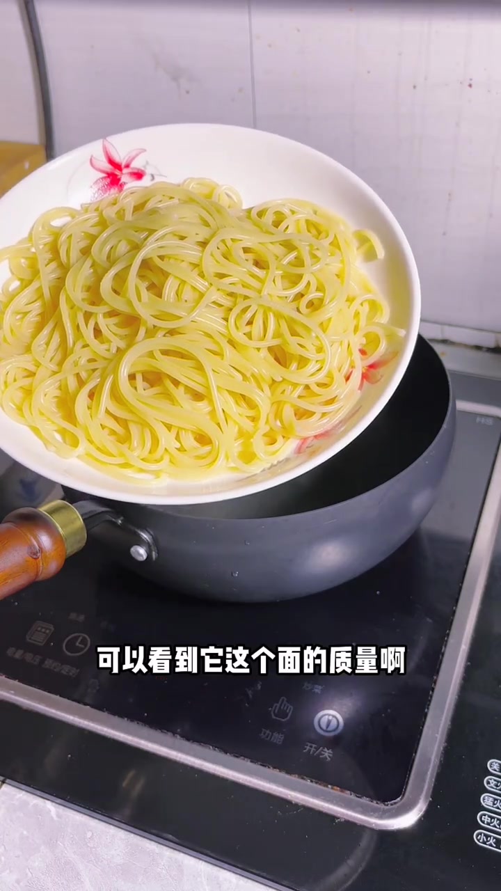 打假曝光番茄肉酱意大利面