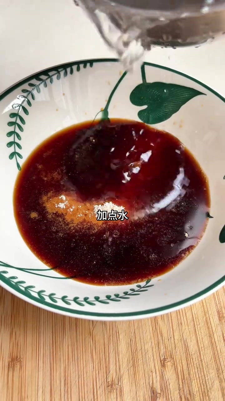 谁想学酸辣肚丝汤速来,配上鱼香肉丝包子太过瘾了