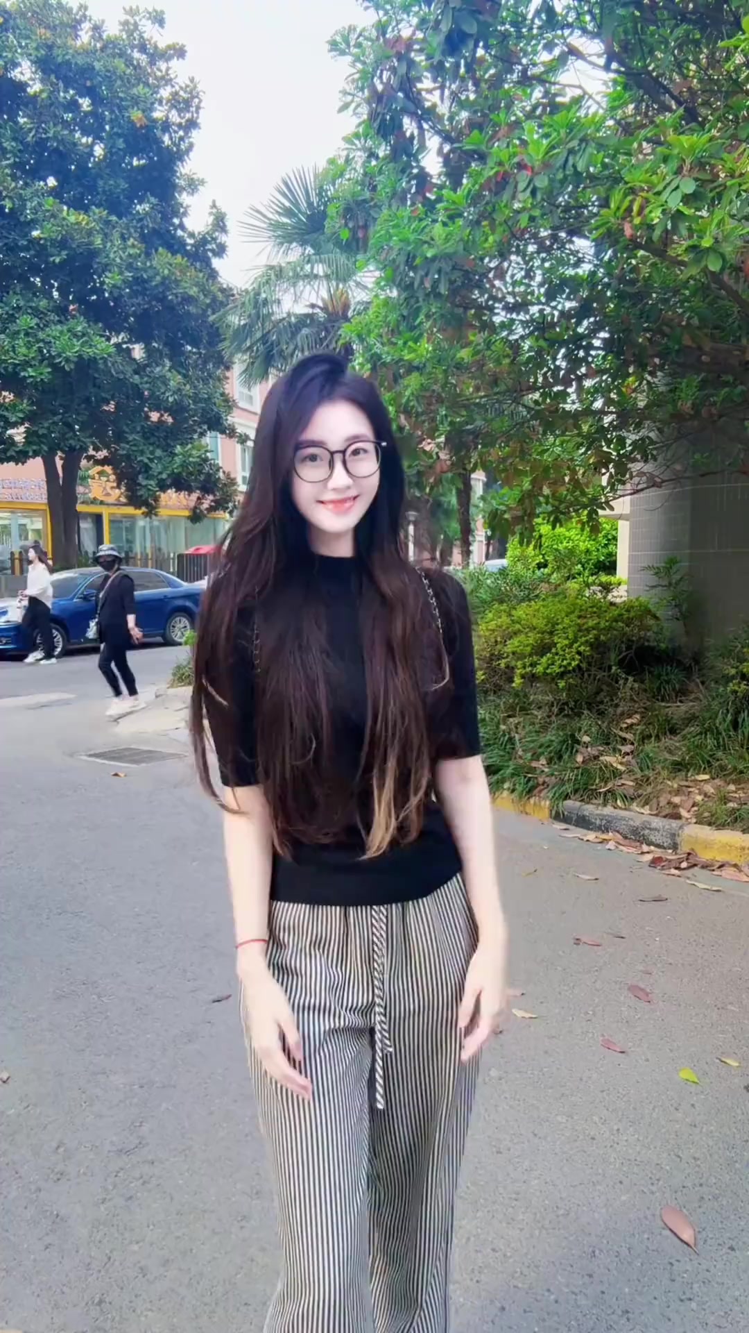 突然发现我的头发是巧克力色的