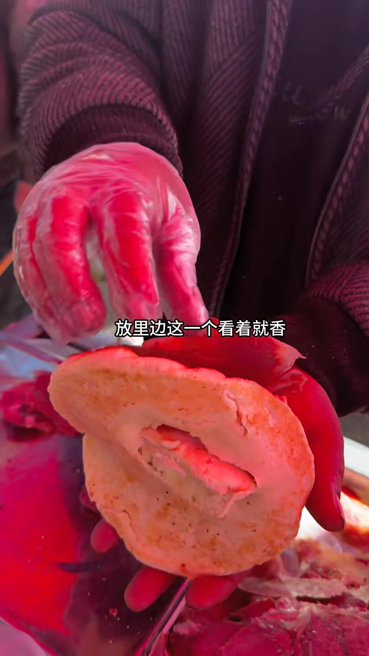 河南开封洧川大集“牛肉垛”50一斤,在来点小酒,你能体会吗?太香了!