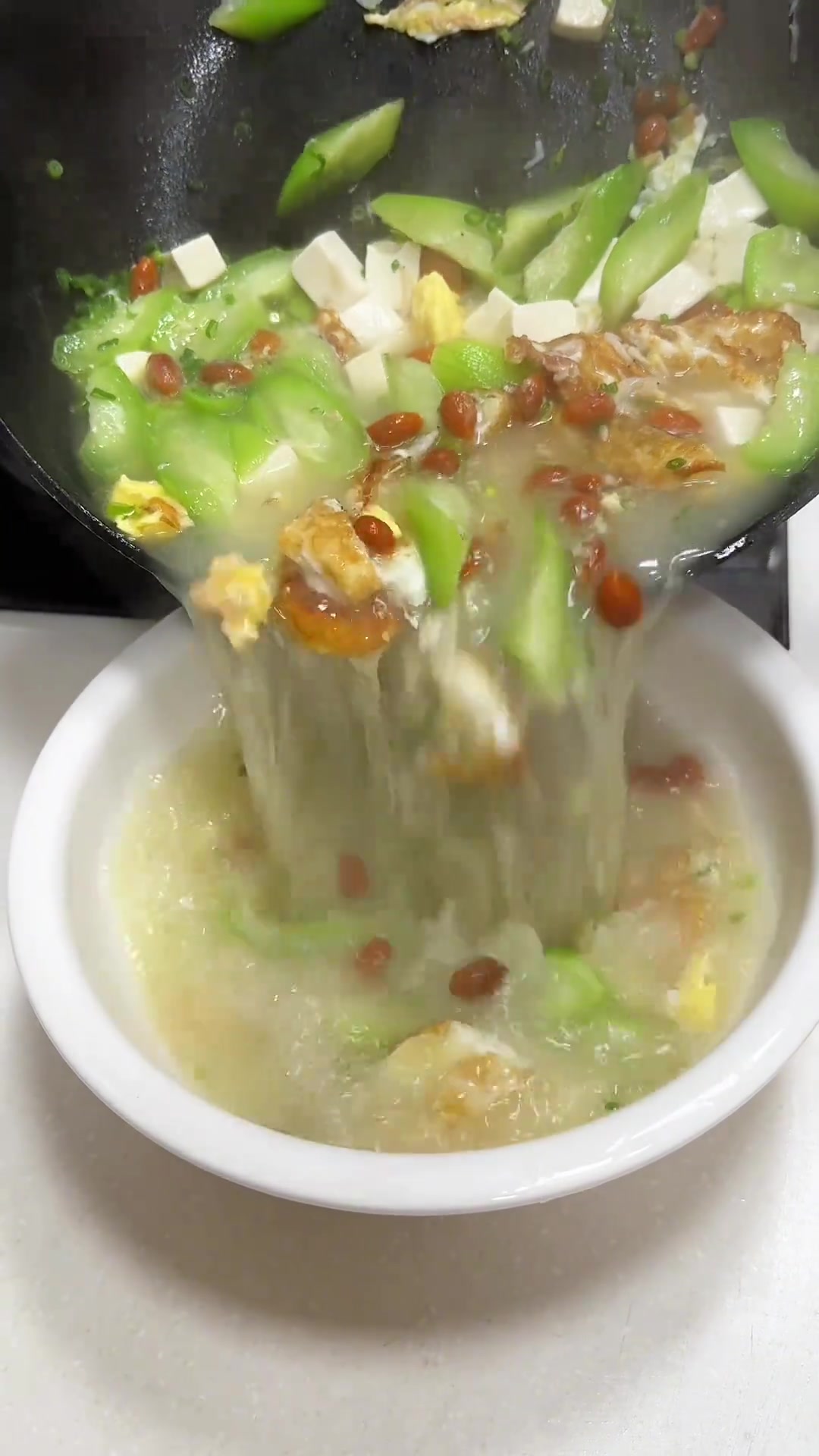 今这天气配上这一碗丝瓜汤简直了