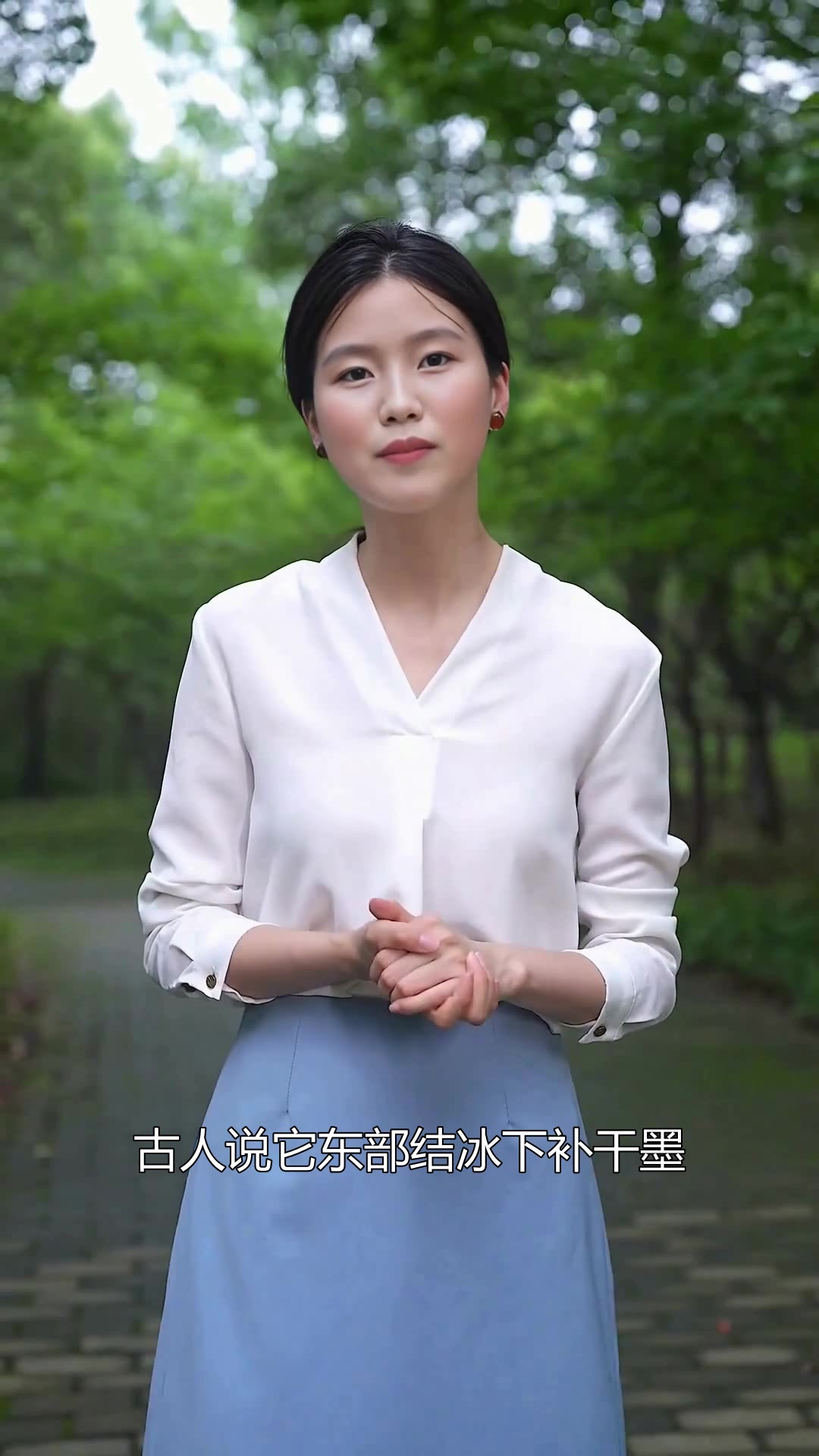 朱砂荷鱼澄泥砚:古代文房艺术的瑰宝