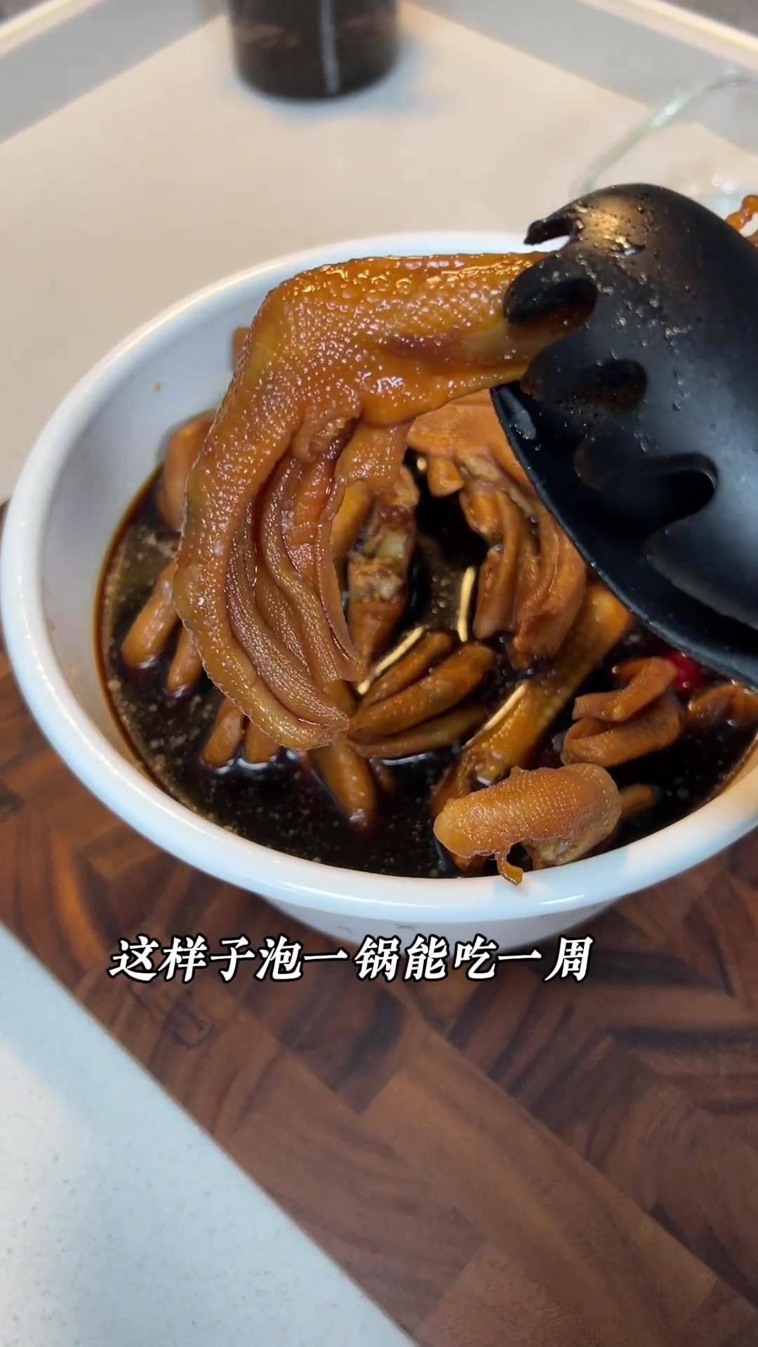 一吃就停不下来的龙岩泡鸭爪