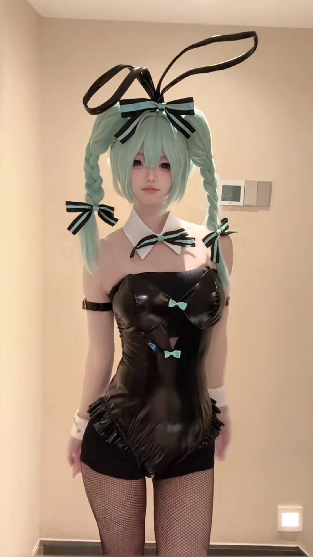 你们都没有心吗,叫我青色蟑螂呜呜