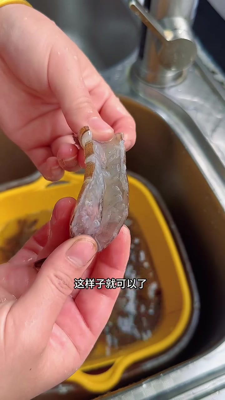 欢迎收看浙江小县城一家六口晚餐  朋友说:把家庭照顾好也是一种本事,确实如此。人到了一定年